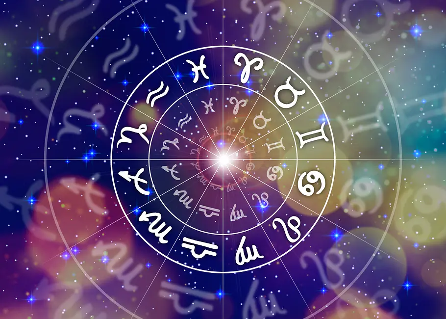 Astrologischer Kreis mit bunten Farben und Glitzer