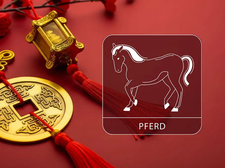 Chinesische Glücksbringer zum Neujahr mit dem Sternzeichen Pferd