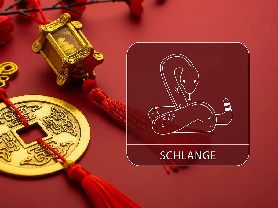 Chinesische Glücksbringer zum Neujahr mit dem Sternzeichen Schlange