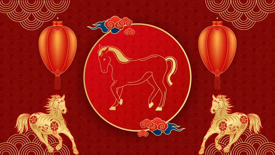 Chinesisches Sternzeichen Pferd vor einem roten Hintergrund mit chinesischer Dekoration und goldenen Pferden
