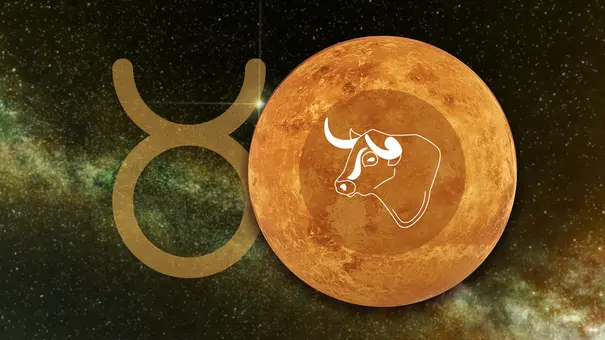 Sternzeichen Stier vor seinem Herrscherplanet der Venus und seinem Sternzeichen-Symbol vor einem galaktischen Hintergrund. - Foto: Astrowoche.de (Dominica Zaborowski) & iStock (Nick_Pandevonium / Nerthuz) Sternzeichen Stier vor seinem Herrscherplanet der Venus und seinem Sternzeichen-Symbol vor einem galaktischen Hintergrund. - Foto: Astrowoche.de (Dominica Zaborowski) & iStock (Nick_Pandevonium / Nerthuz)