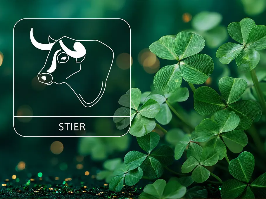 Sternzeichen Stier neben einem Strauch aus Glücksklee