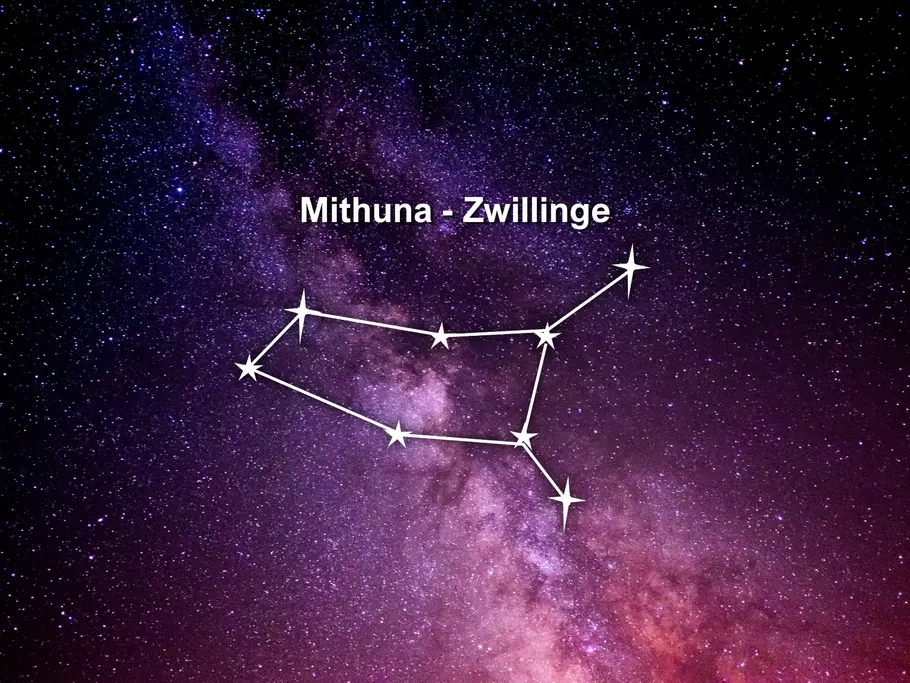 Weiße Sterne und Linien bilden das Sternbild Zwillinge, vor einem violettem Sternenhimmel. Darüber steht „Mithuna - Zwillinge“.