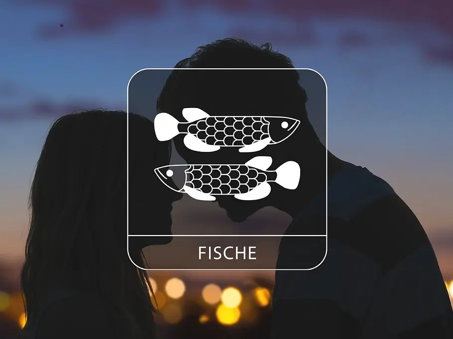 Sternzeichen Fische vor einem Hintergrund mit einem verliebten Paar