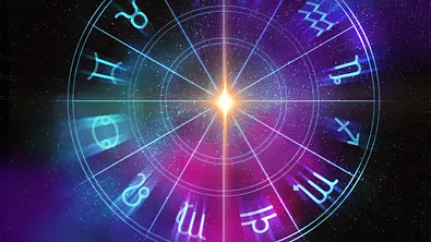 3 Sternzeichen erleben 2023 eine Trennung - Foto: monsitj / iStock