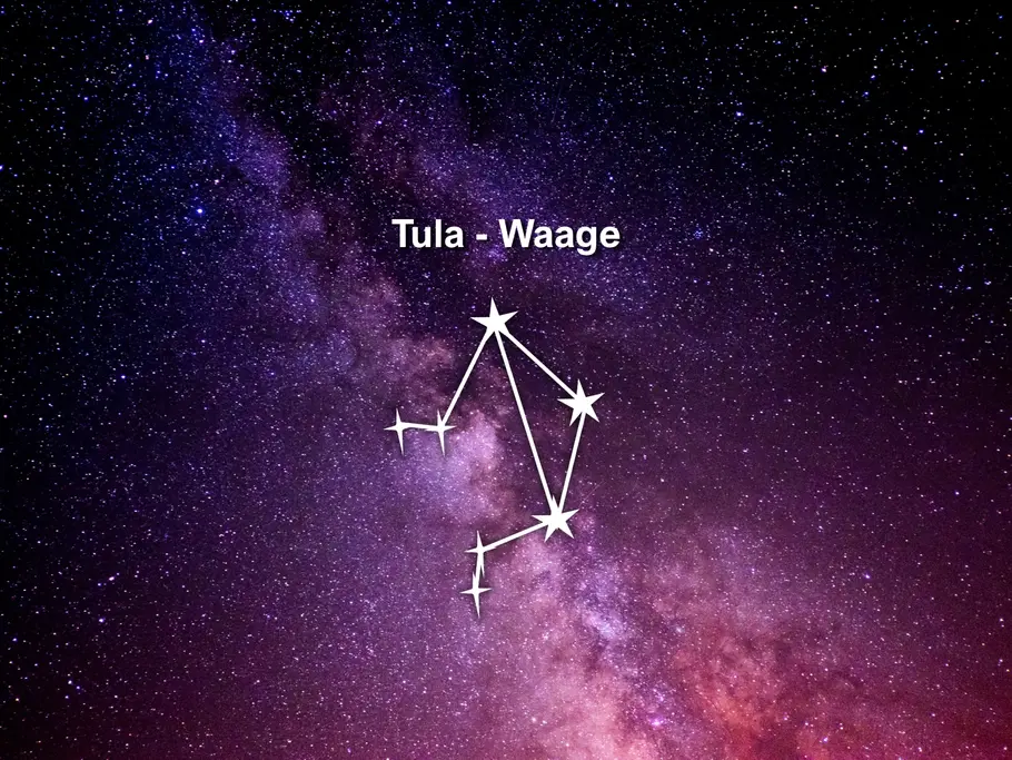 Das Sternbild Waage ist mit weißen Sternen und Linien vor einem violettem Sternenhimmel dargestellt. Darüber steht „Tula - Waage“.
