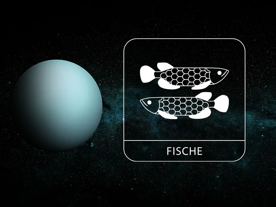 Sternzeichen Fische neben Planet Uranus vor dunklem Hintergrund